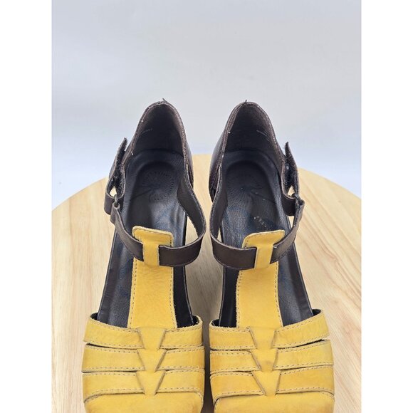 OTBT Ripley T Strap  Leather Women's Wedge Pump Shoes Size 7M - Picture 7 of 10